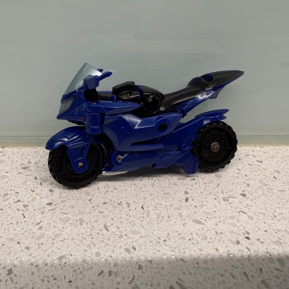 Transformers Prime ARCEE Cyberverse 3" Motorcycle Figure - Picture 1 of 4